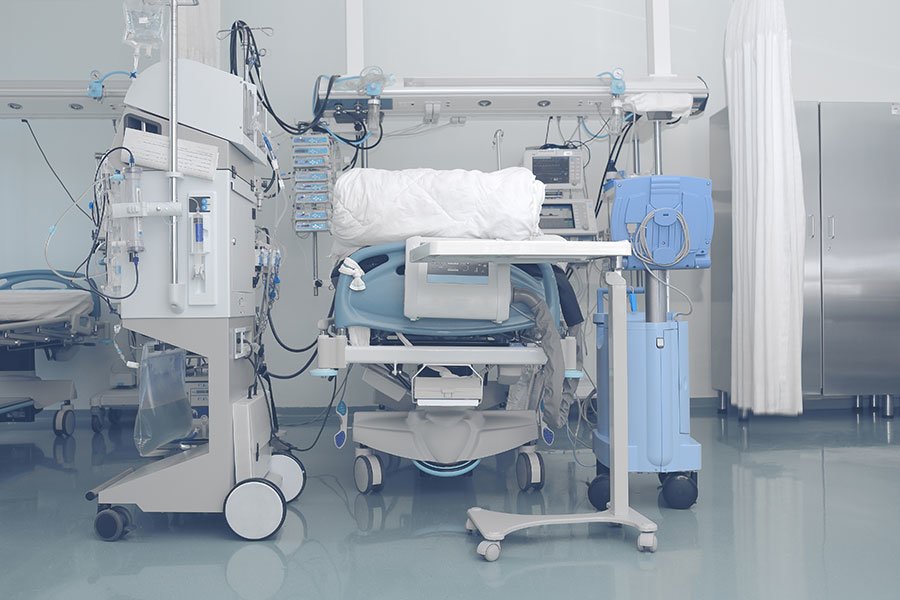 2 Ways Our Lifts Speed Up Medical Equipment Repair
